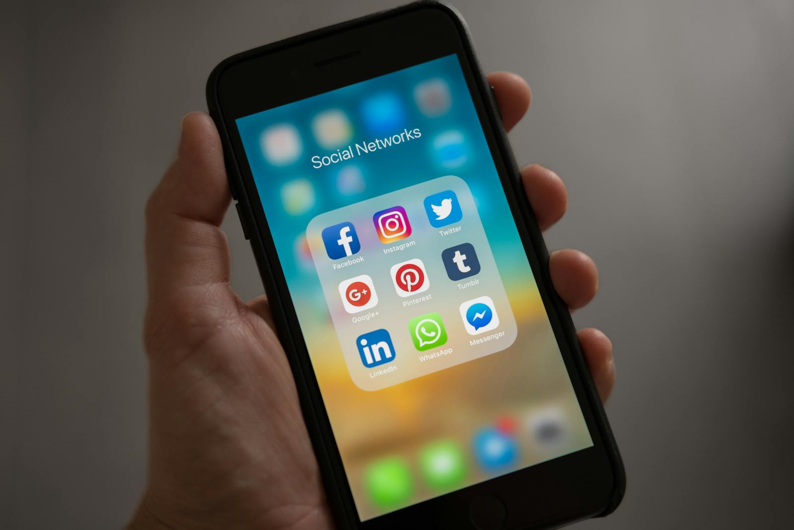 Mobile-first em 2026